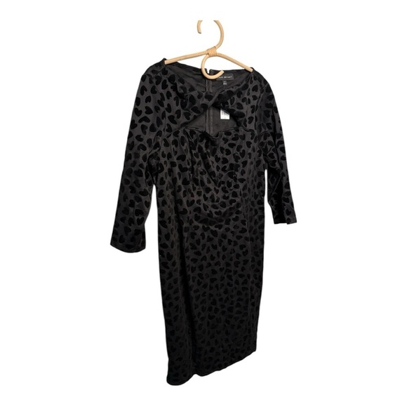 Lane Bryant Velvet Hearts Twist-Neck Flocked Heart Bodycon Dress NEW Size 14 - Picture 10 of 16